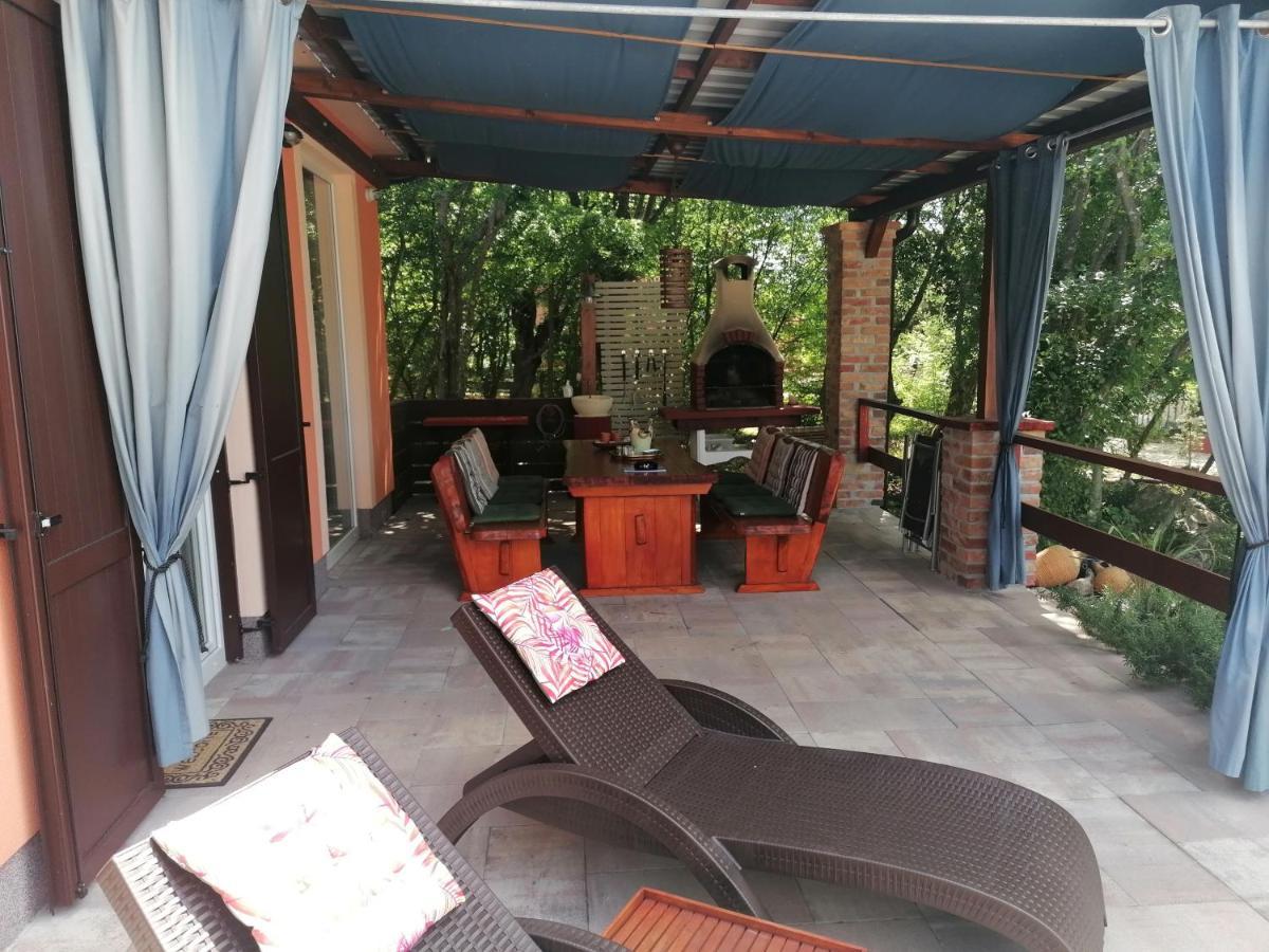 Kras The Forest House Krk 2 מראה חיצוני תמונה