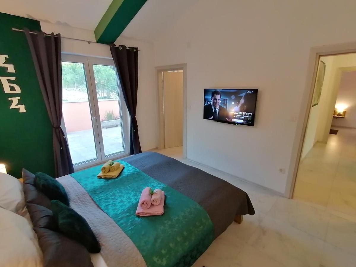 Kras The Forest House Krk 2 מראה חיצוני תמונה